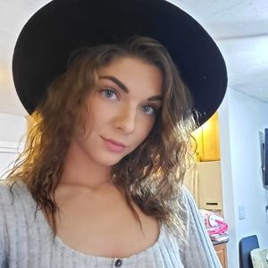 Meet your Posher, Sierra